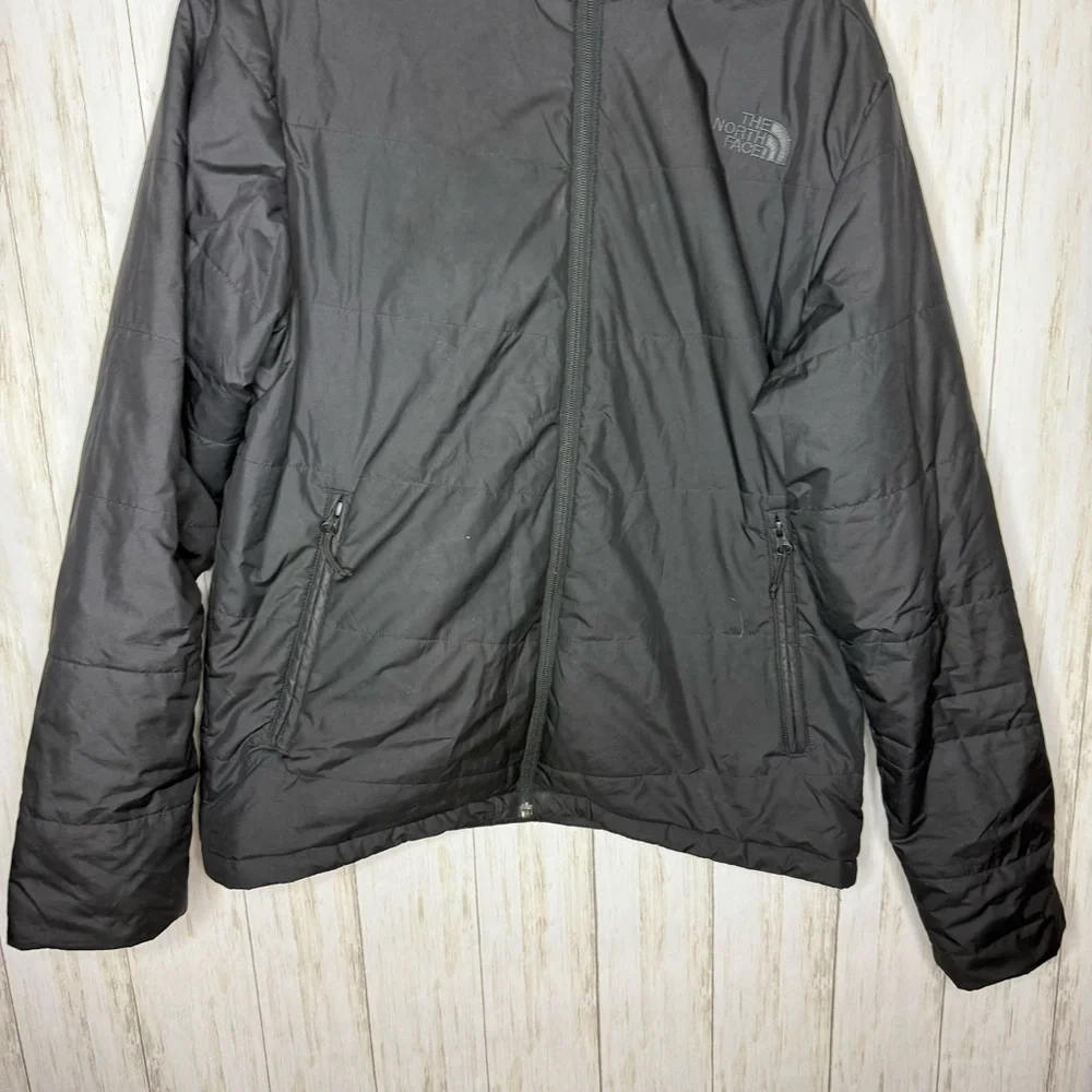 The North Face Men's Down Filled Black Puffer Jacket Medium